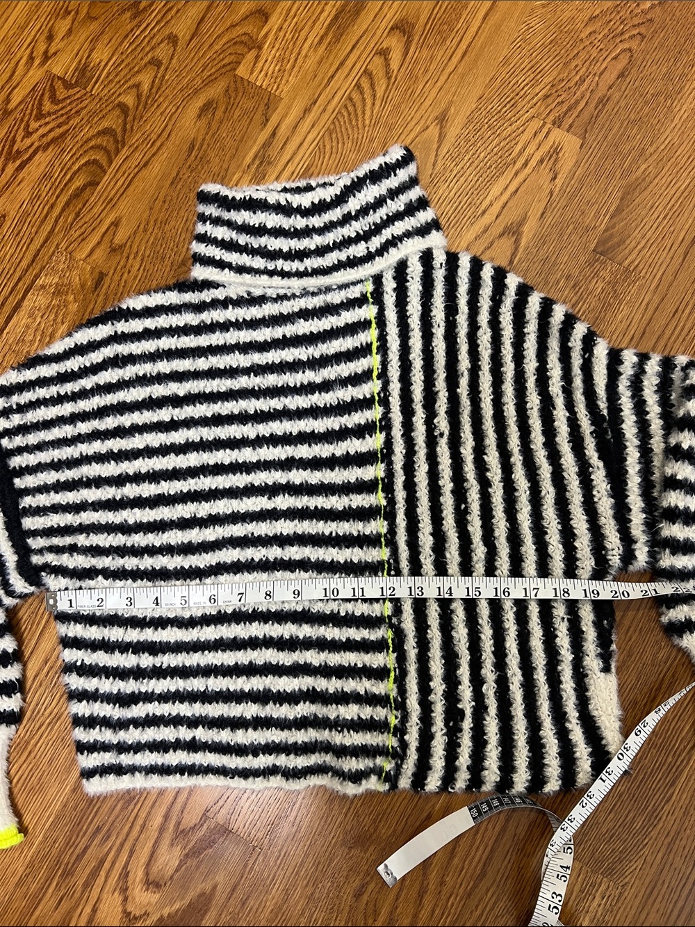 Anthropologie Pilcro Illusion Stripe Turtleneck Sweater - Medium - Picture 10 of 11